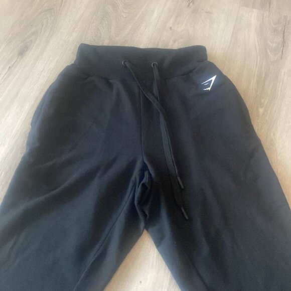 🏁 Gymshark black athletic slouchy capris size XS - Picture 4 of 10